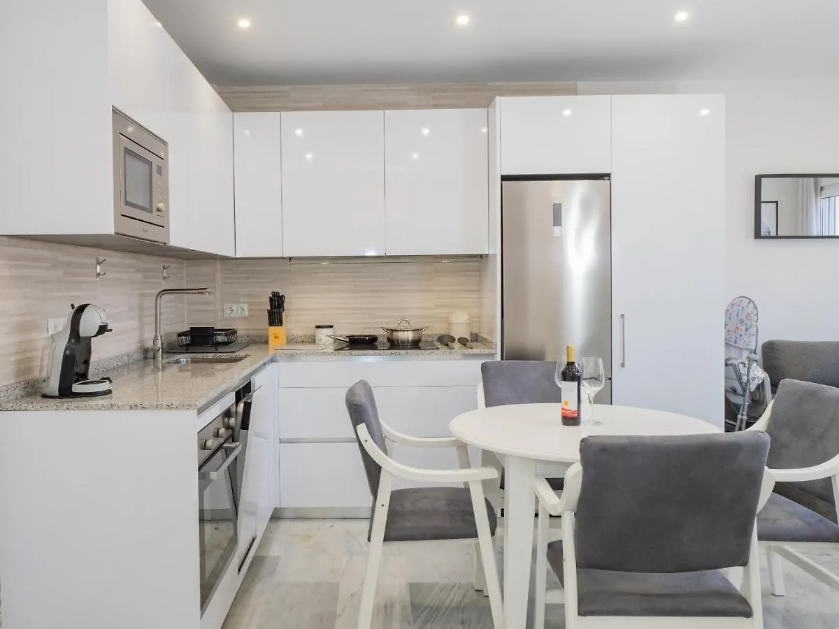 Cubo'S Apartamento Atocha With Optional Parking 말라가 0*,